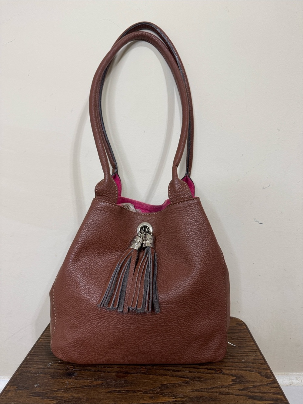 Anna Morellini Lilli Brown Leather Shoulder Bag Toggle Closure Suede Lining